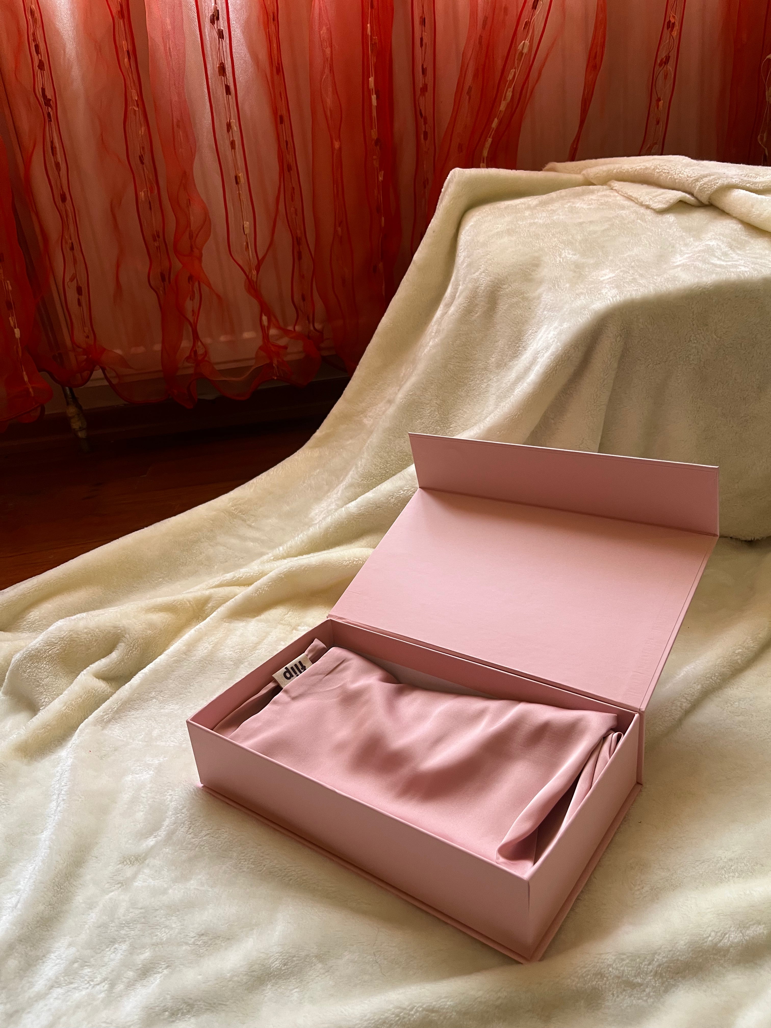 Dut İpek Toz Pembe Premium Yastık Kılıfı